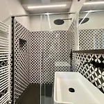 Elegant & Comfortable Modern With Swimming Pool بيت للعطل ستريزا