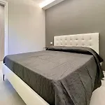Elegant & Comfortable Modern With Swimming Pool