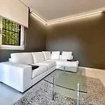 Elegant & Comfortable Modern With Swimming Pool بيت للعطل ستريزا