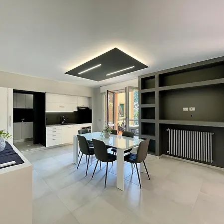 Hébergement de vacances Elegant & Comfortable Modern With Swimming Pool