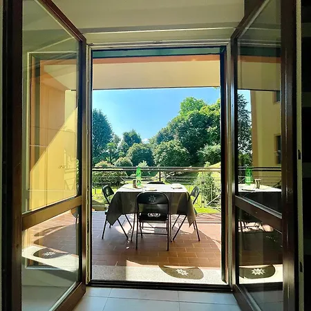 Elegant & Comfortable Modern With Swimming Pool בית נופש *
