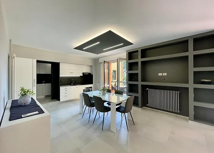 別荘 Elegant & Comfortable Modern With Swimming Pool